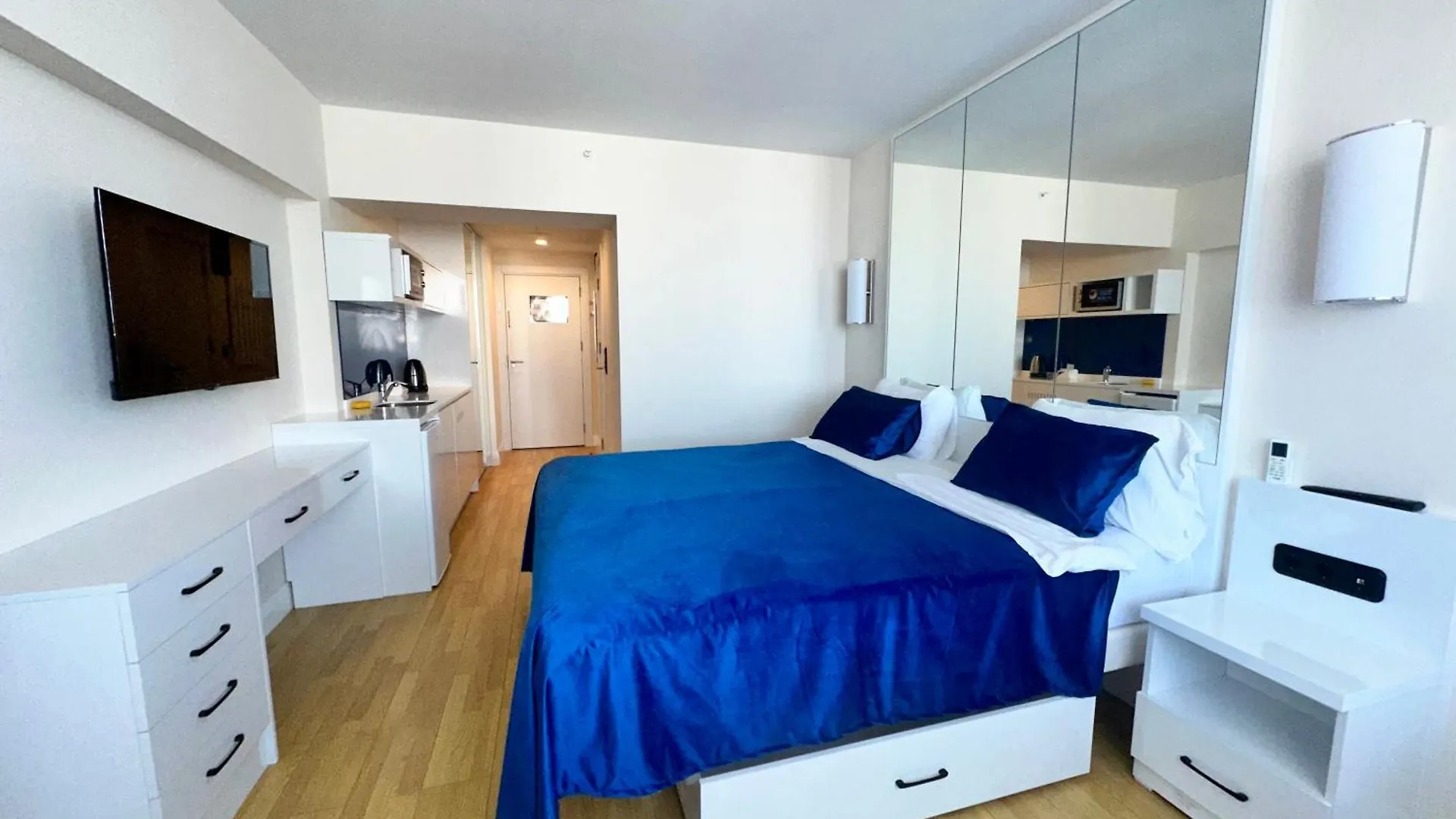 Prime Beachfront Batumi Apartment